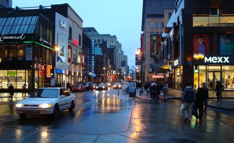O Que Fazer em Montreal no Canadá: Rue Saint-Catherine Montreal