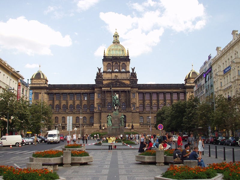 O que fazer em Praga: Praça Venceslau