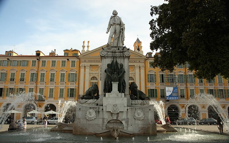 O que fazer em Nice: Place Garibaldi