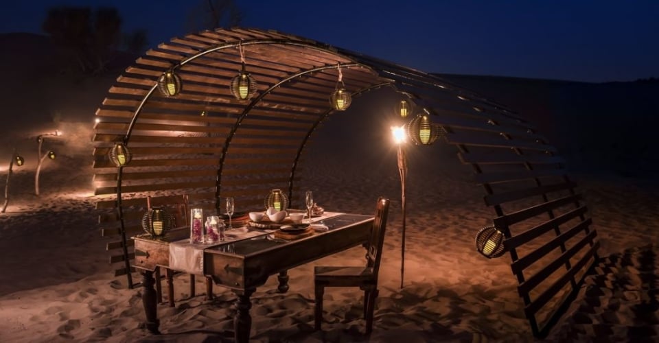 O Que Fazer em Abu Dhabi: Jantar no Deserto
