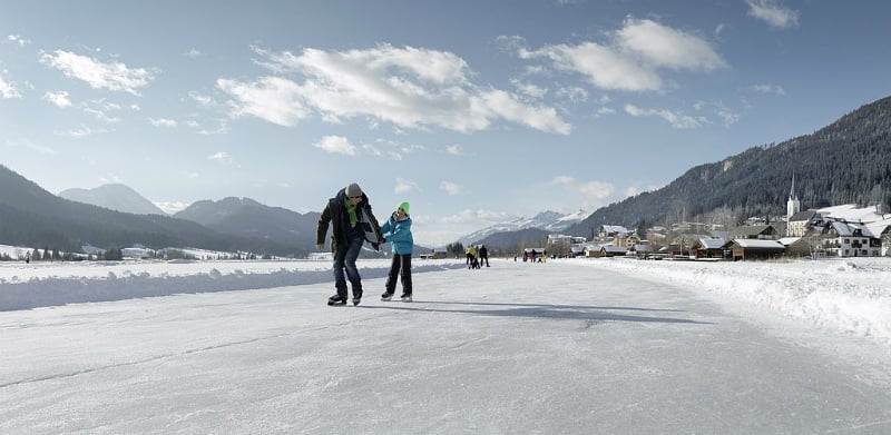 O Que Fazer em Saalbach Hinterglemm: Patinar no gelo